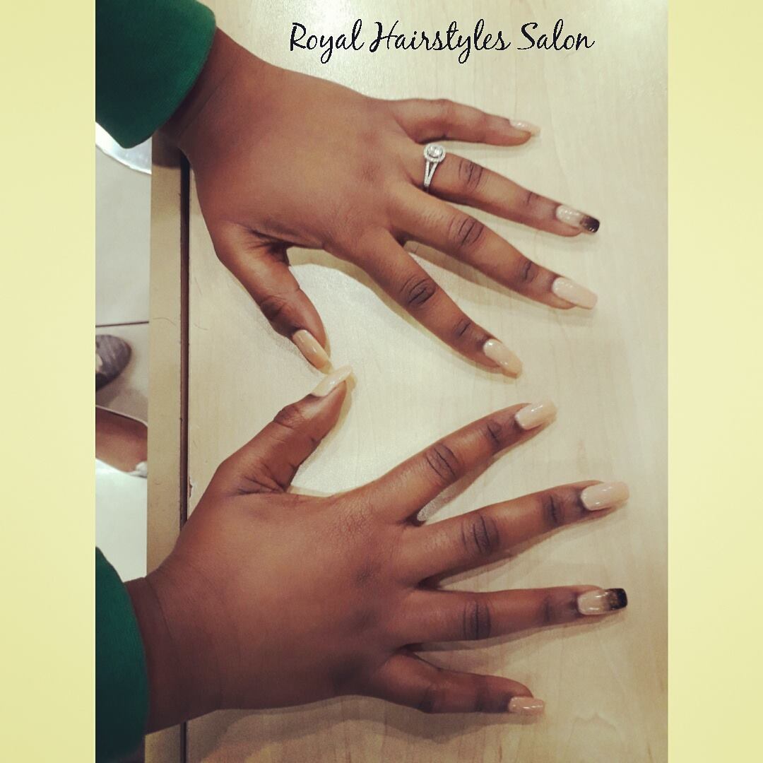 Nails fade to black from silver